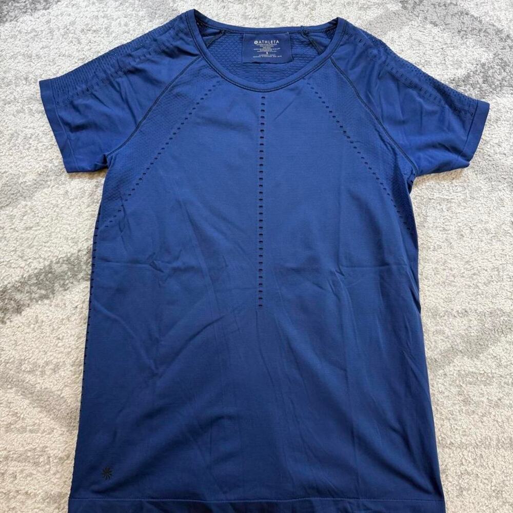 Athleta Foothill Top Womens Small Navy Blue Seamless Tee Perforated Yoga Run